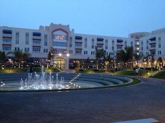 Centre commercial de Salalah Gardens