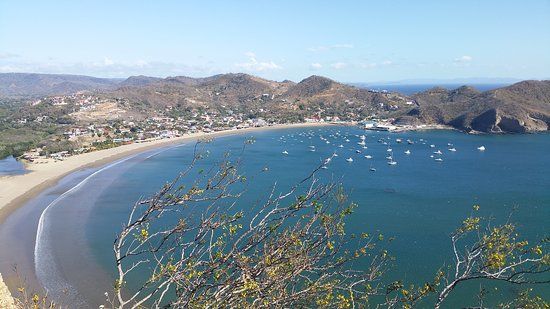Statue du Christ de la Miséricorde
