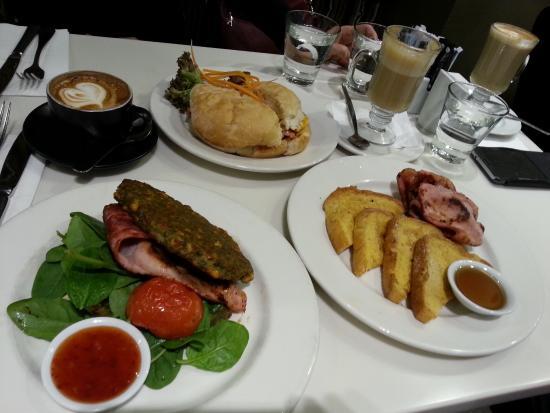 Cellinis on the Pitt