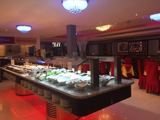 Restaurant Royal D'Epernay Cuisine Du Monde