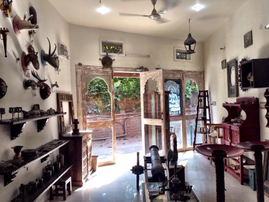 Kotsa - Travellers Gallery