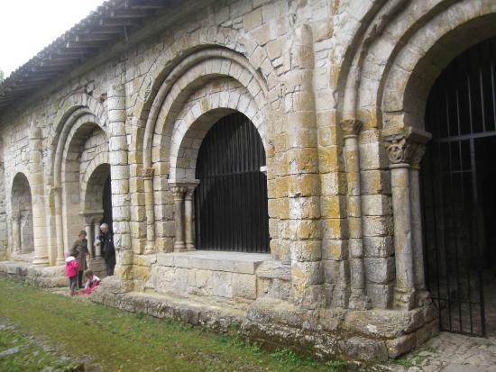 Maison des arts Georges et Claude Pompidou
