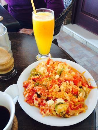 Golden Beach Patisserei