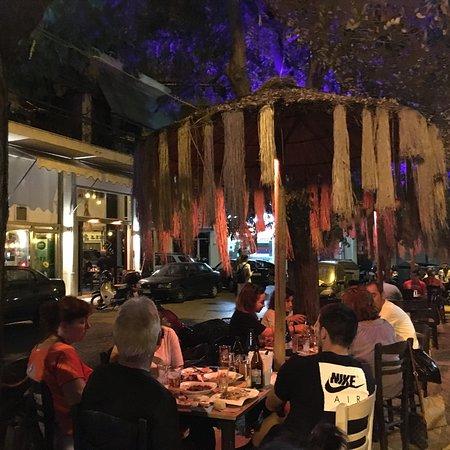 Paradosiaka Opos Palia