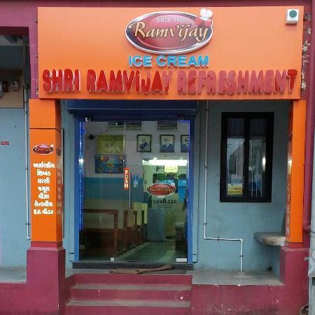 Shri Ram Vijay Refreshment