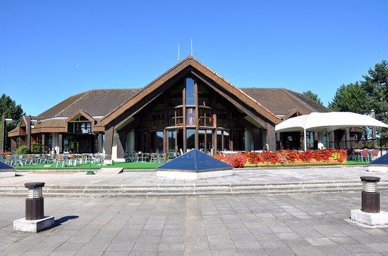 Restaurant des Lacs Golf Hotel de Mont Griffon