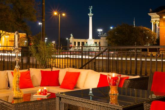 Mirage Café and Bar