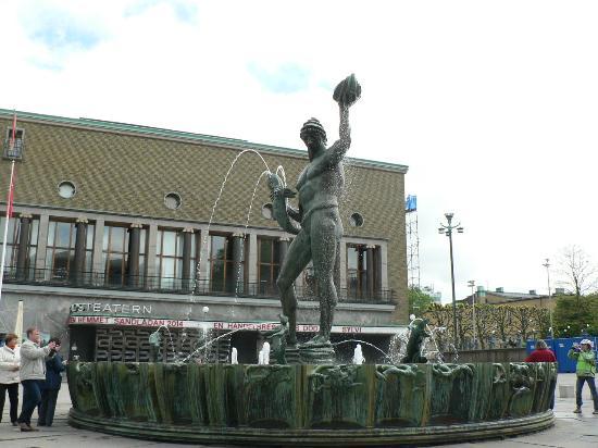 Statue de Poséïdon