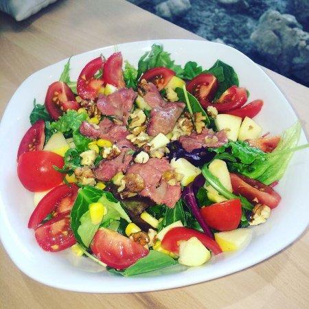 Nini, bar à salades