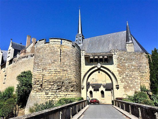 Église Notre-Dame de Montreuil-Bellay