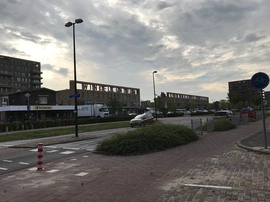 Winkelcentrum Van Hogendorpkwartier