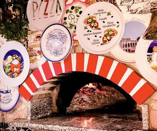 Chirimoya Di Amicucci Ernesto