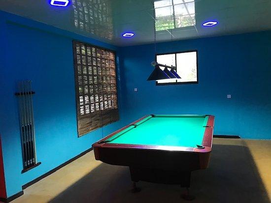Top Taste Restaurant & Pool Table