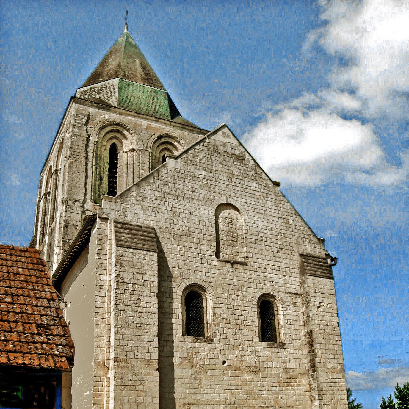 église Saint-Vincent de Vernoil-le-Fourrier