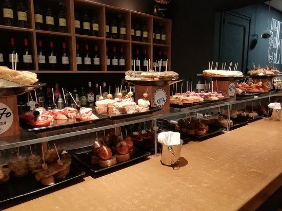 Txakoli Euskal Taberna