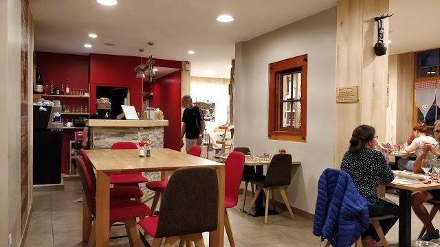 Les Tables et Gite de la Fontaine