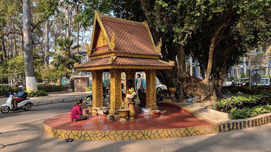 Autel de Preah Ang Chek et Preah Ang Chorm