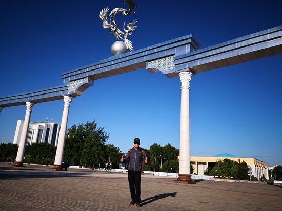 Place de l'Indépendance