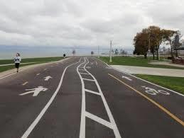 Parc Lakefront Trail