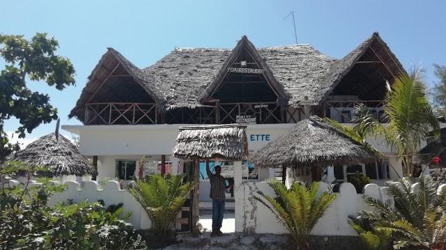 Poa Restaurant & Villa