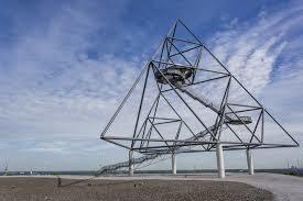 Structure en acier Tetrahedon Bottrop