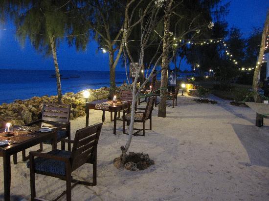 Flame Tree Cottages Restaurant