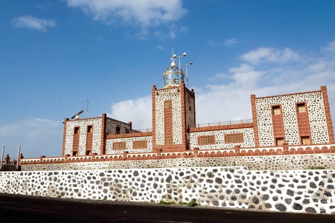 Phare de Punta La Entallada