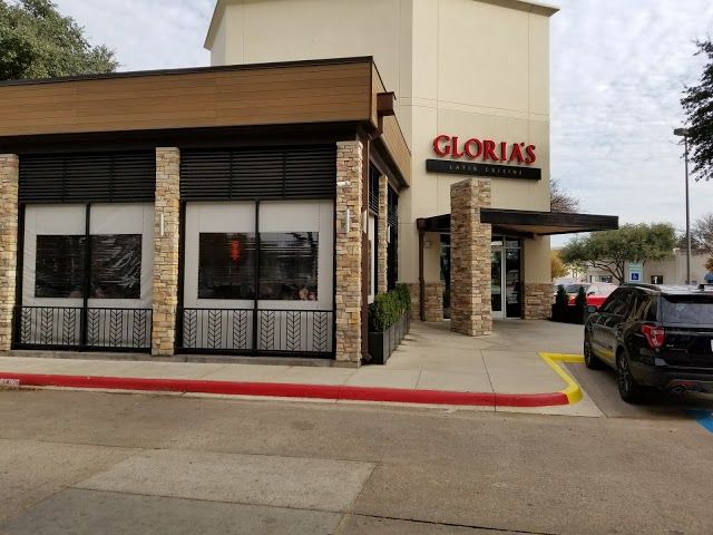 Centre commercial Village on the Parkway