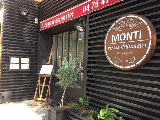 Pizza Monti