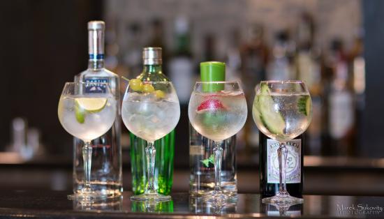 Oscar's Bar & Kitchen