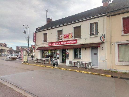 Le Pied À Terre