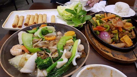 Phi Phi Vietnamese & Chinese Restaurant