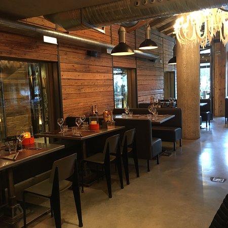 Ski Gallery & Fondue Factory