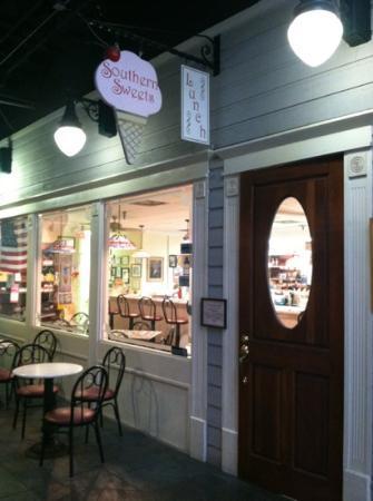 Southern Sweets Ice Cream Parlor & Sandwich Shop