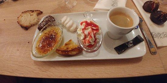 Les bouchees doubles