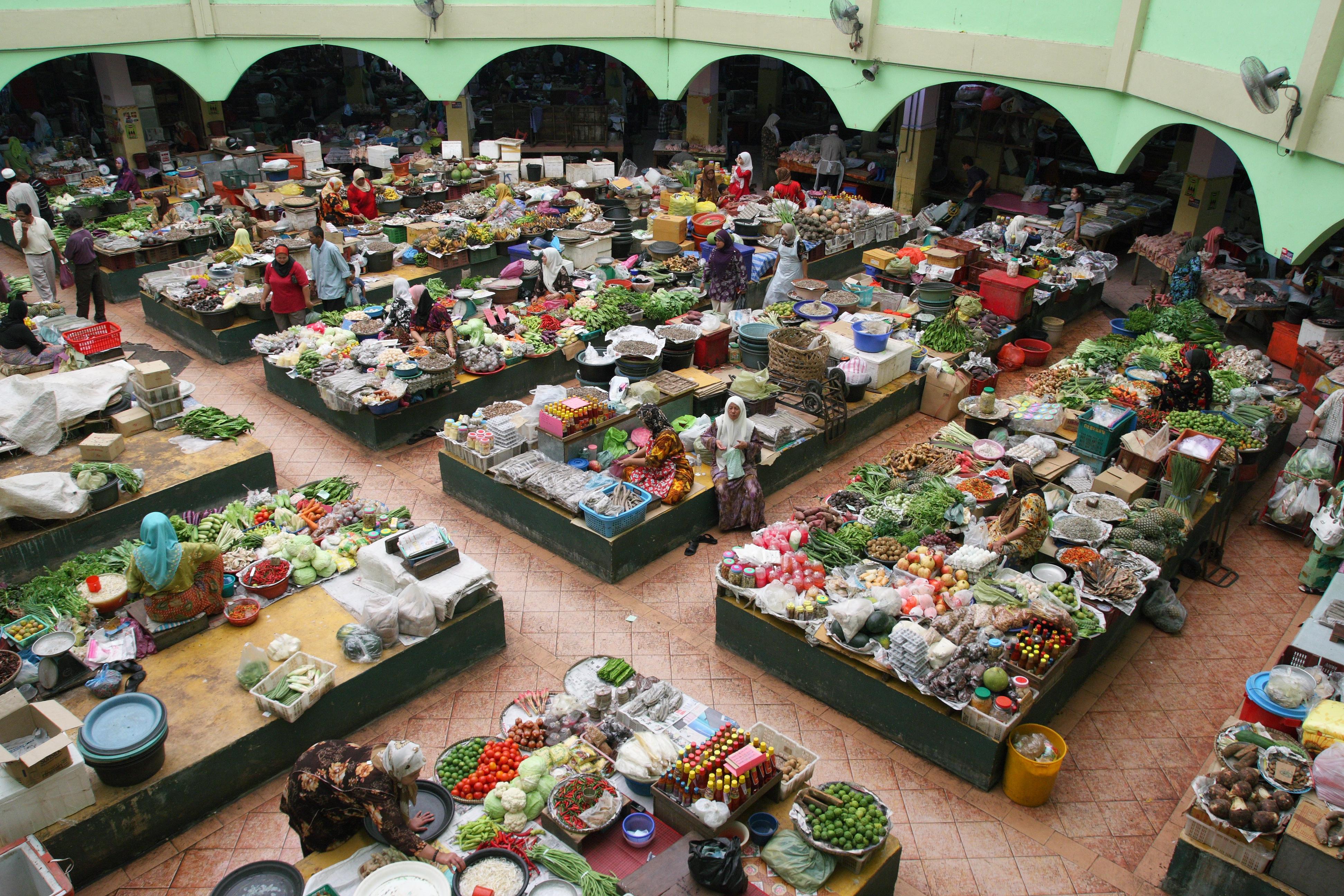 Marché central Siti Khadijah