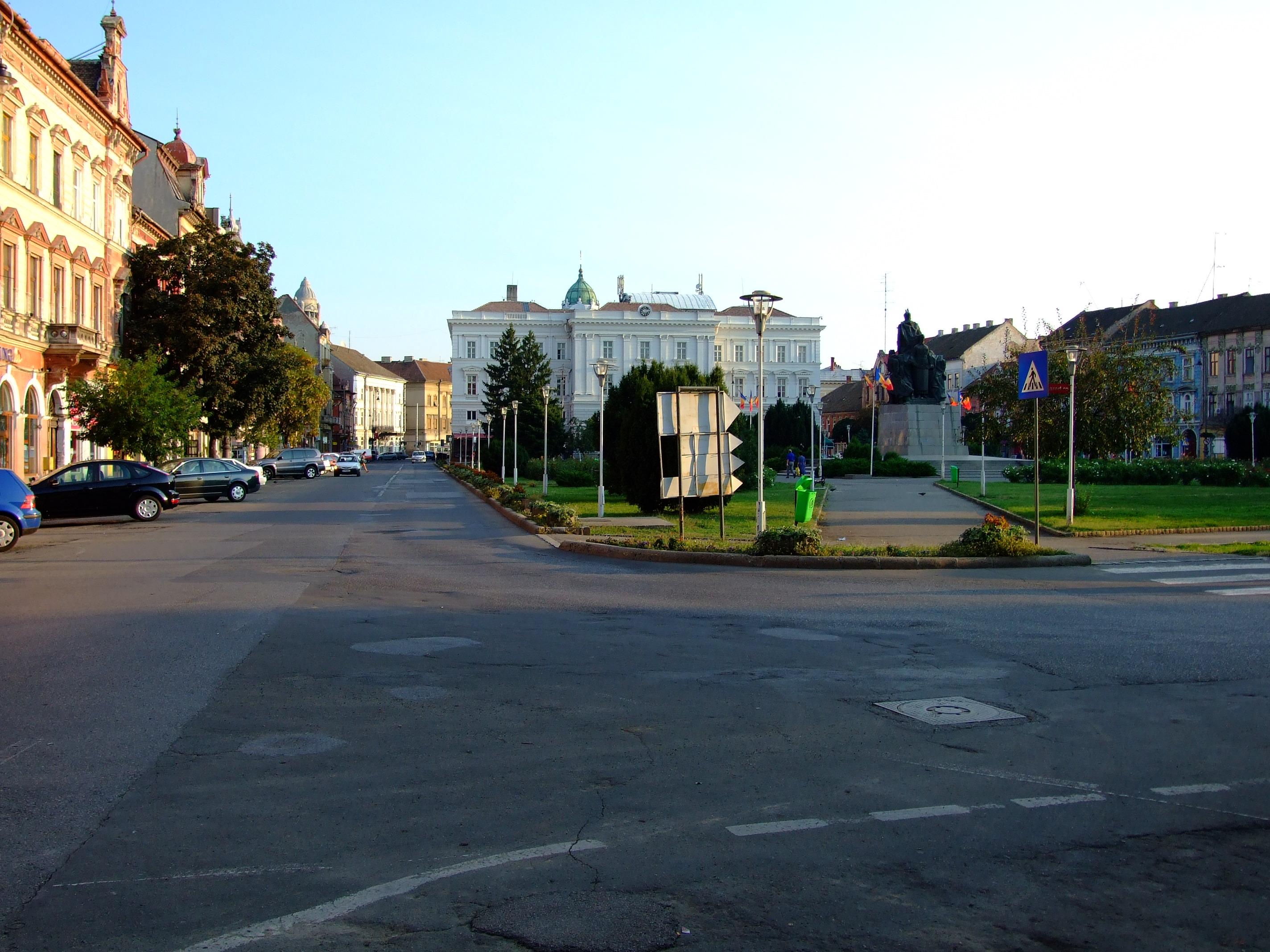 Place Piața Avram Iancu