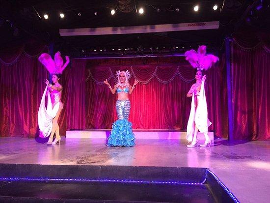 Paris Follies Cabaret