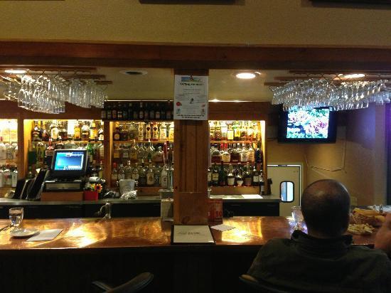 The River Restaurant & Lounge