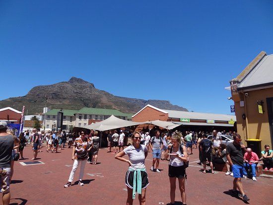 Centre artisanal et boutiques Old Biscuit Mill