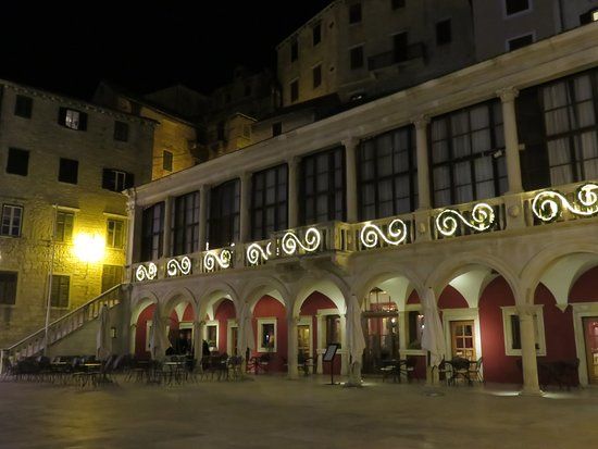 Trg Republike Hrvatske