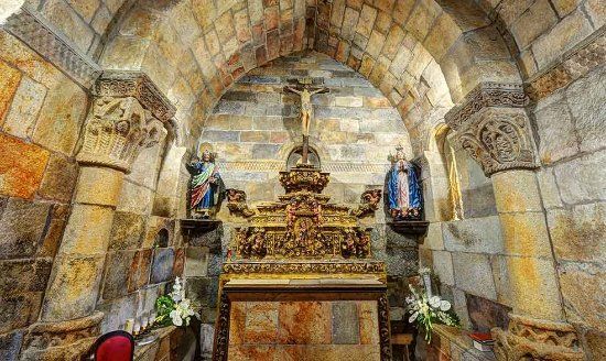 Igreja Românica de Arões