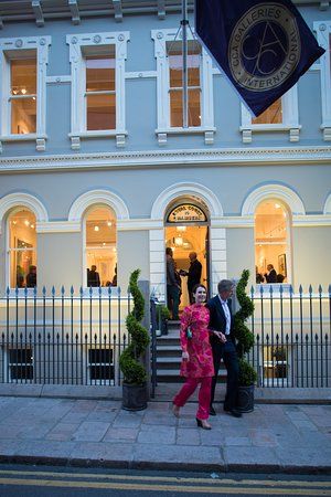 CCA Galleries International