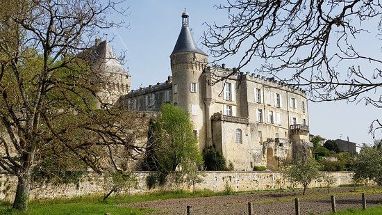 château de Jonzac