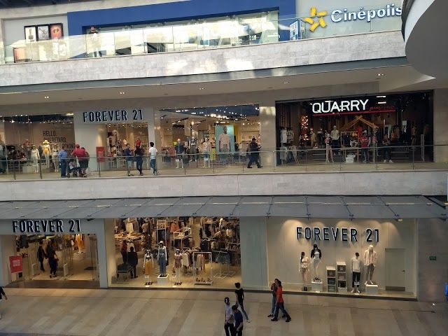 Plaza Latitud Victoria