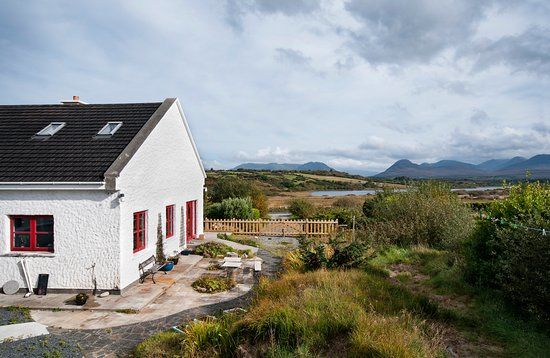 Fionnghlas Thiar Gallery & Studio