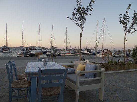 Mediterraneo Taverna Ouzerie