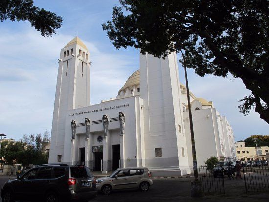 Cathédrale du Souvenir africain de Dakar