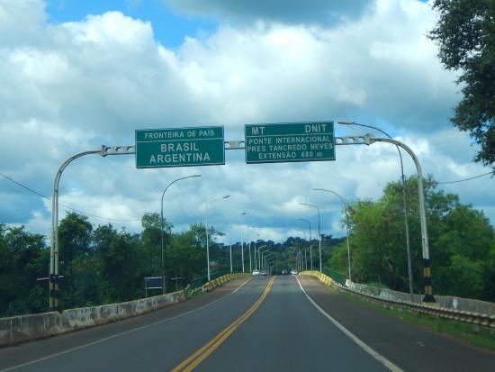 Pont international de la Fraternité