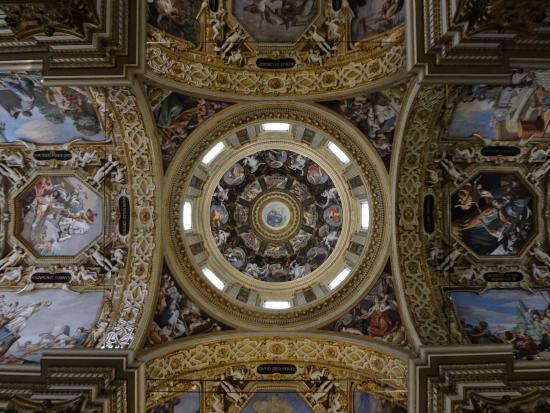 Basilique Nôtre Dame De La Ghiara